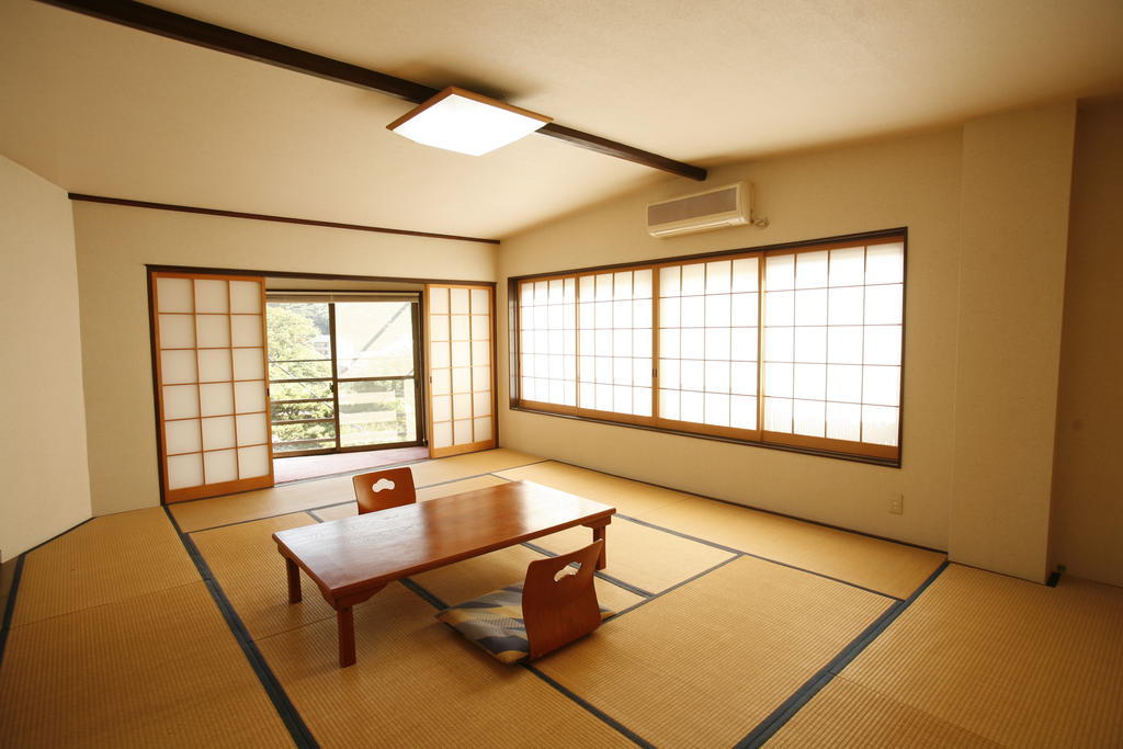 Masutomi Ryokan هاكوني الغرفة الصورة