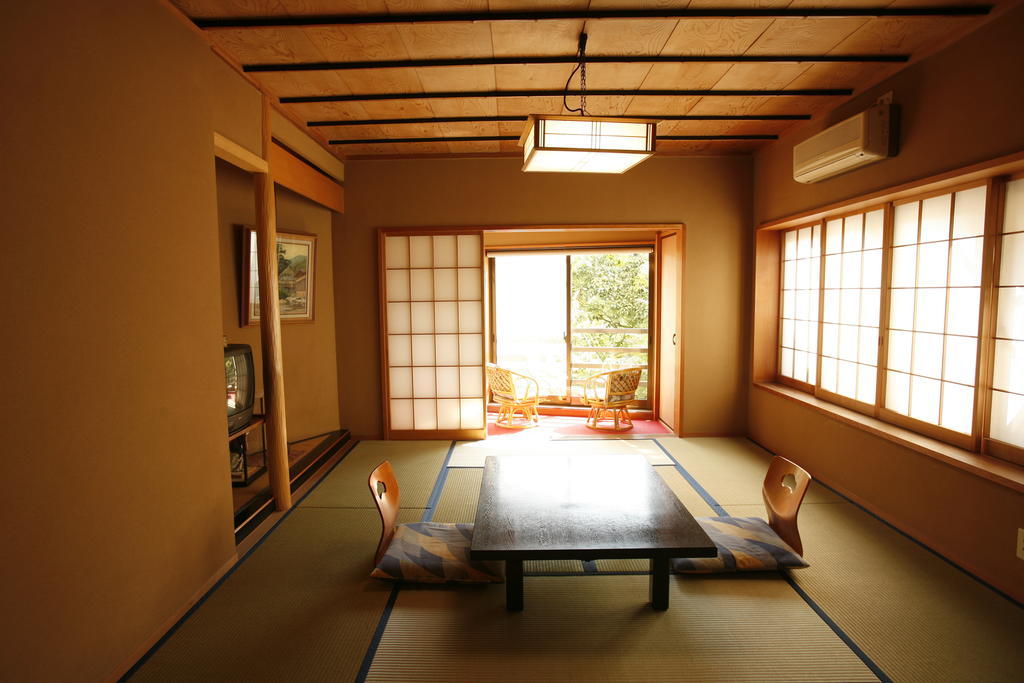 Masutomi Ryokan هاكوني المظهر الخارجي الصورة